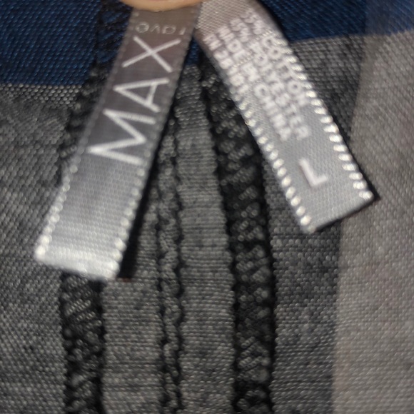 Max Lightweight Flannel - Picture 2 of 3